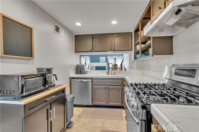 21040 Parthenia 25, Canoga Park (los Angeles), CA 91304