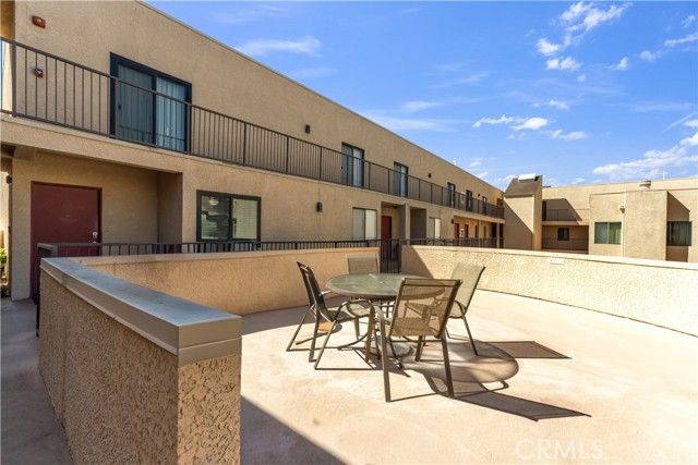 21040 Parthenia 25, Canoga Park (los Angeles), CA 91304