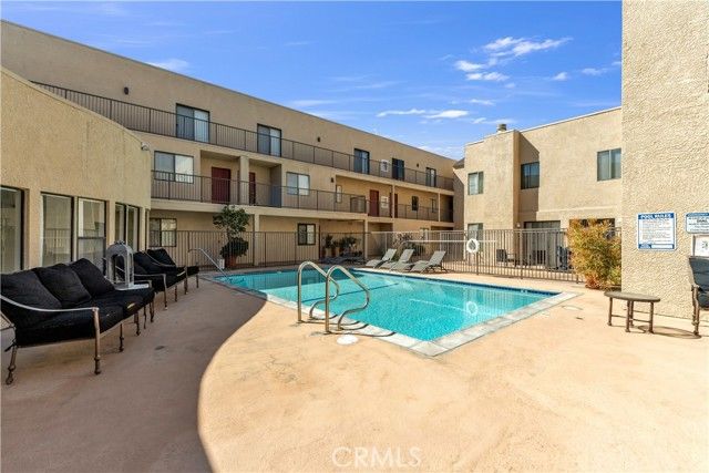 21040 Parthenia 25, Canoga Park (los Angeles), CA 91304