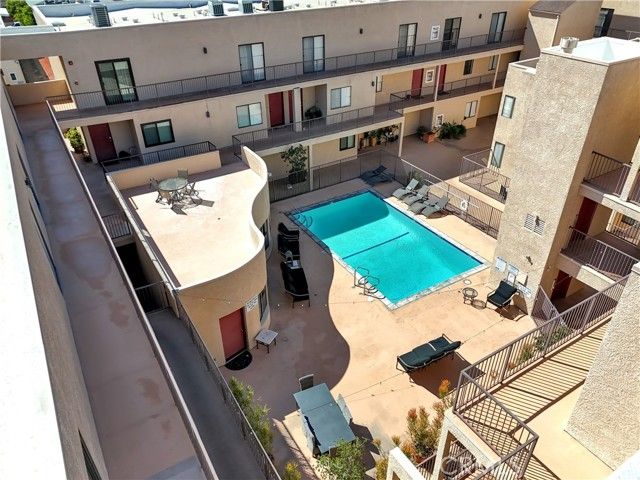 21040 Parthenia 25, Canoga Park (los Angeles), CA 91304