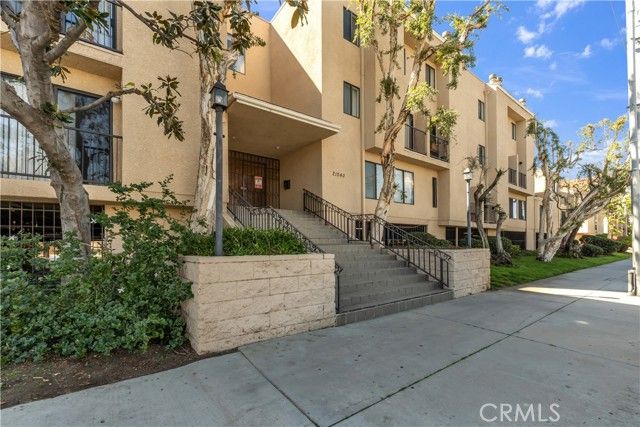 21040 Parthenia 25, Canoga Park (los Angeles), CA 91304
