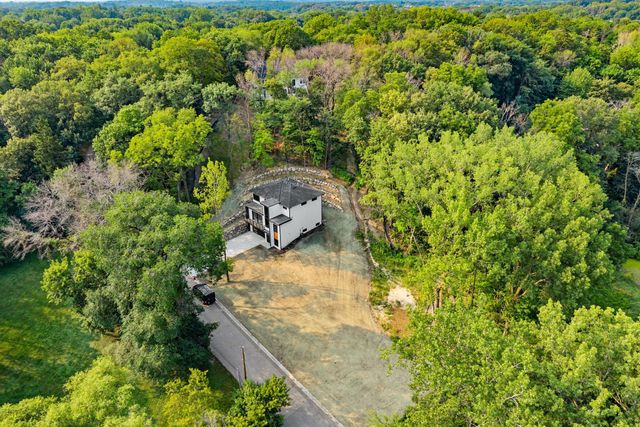 6160 Cardinal Drive, Excelsior, MN 55331