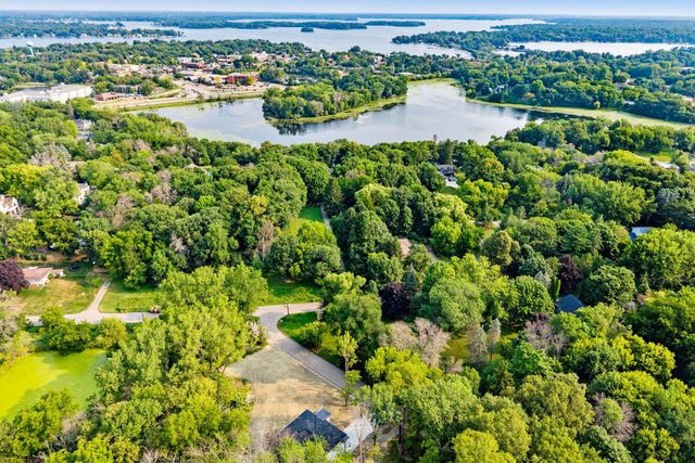 6160 Cardinal Drive, Excelsior, MN 55331