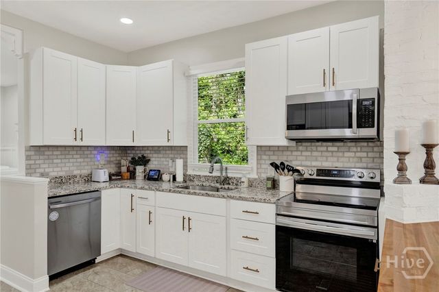 809 E Bolton Street, Savannah, GA 31401