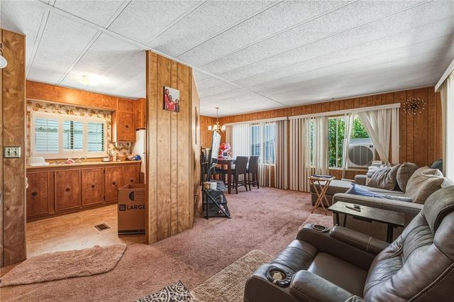 20683 Waalew Road B201, Apple Valley, CA 92307