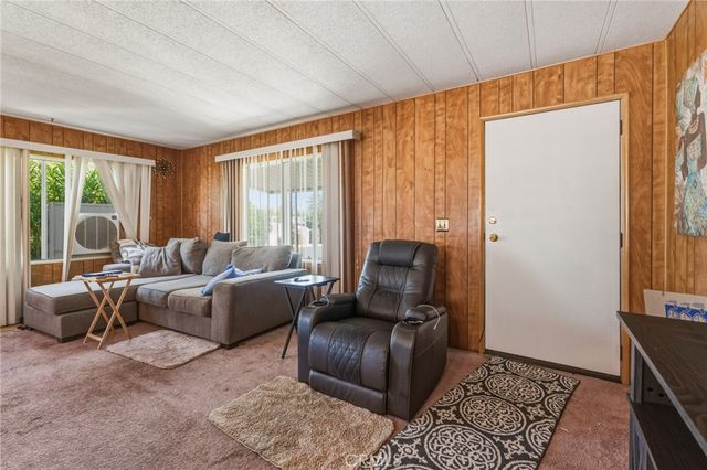 20683 Waalew Road B201, Apple Valley, CA 92307