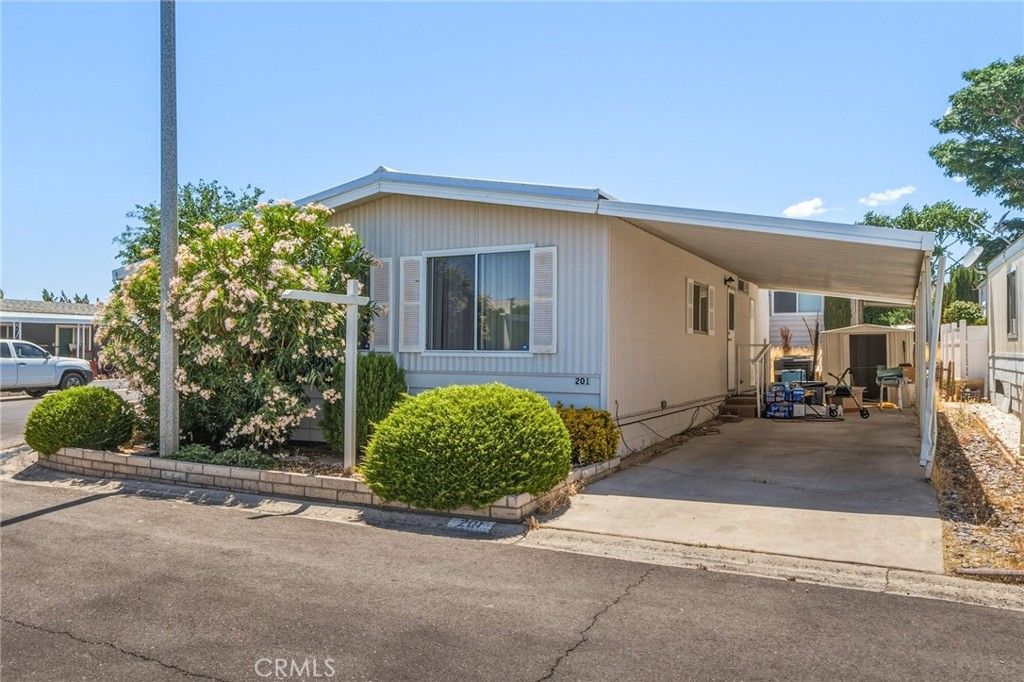 20683 Waalew Road B201, Apple Valley, CA 92307