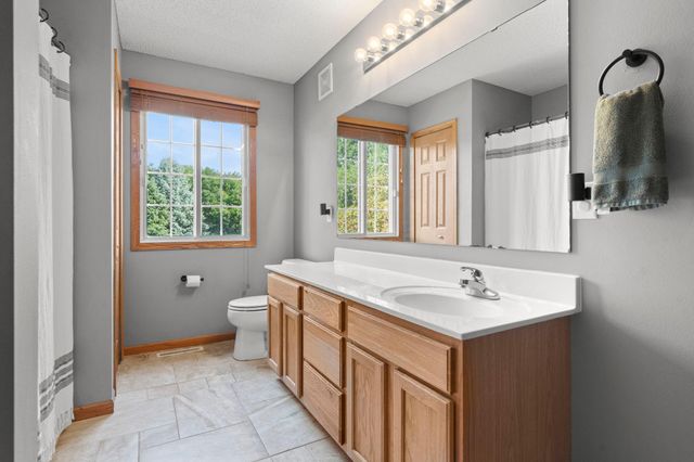 624 Tamarack Trail, Farmington, MN 55024
