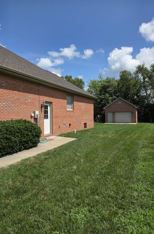 180 Peppers Mill Drive, Paducah, KY 42001