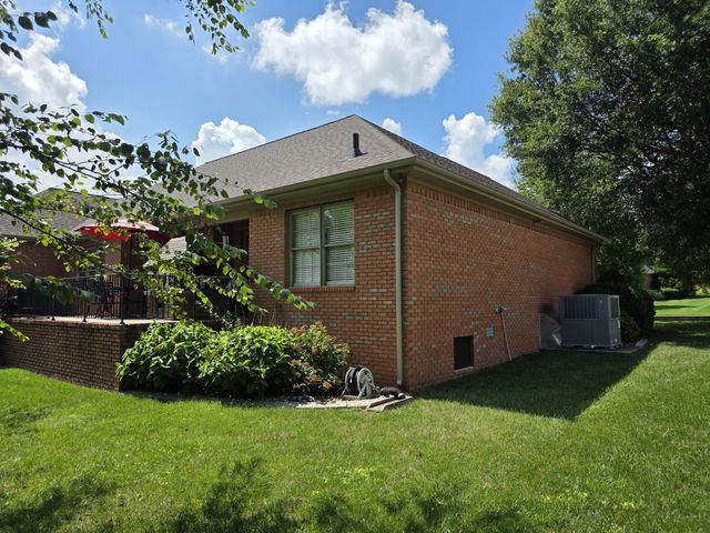 180 Peppers Mill Drive, Paducah, KY 42001