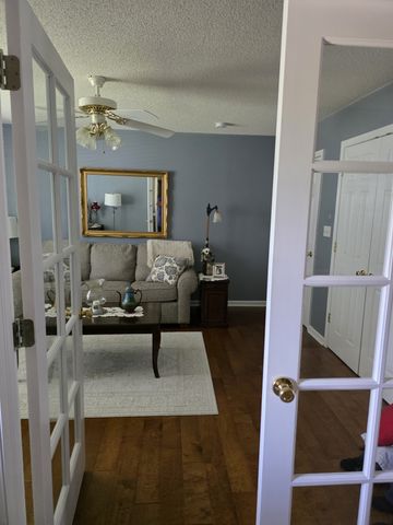 180 Peppers Mill Drive, Paducah, KY 42001