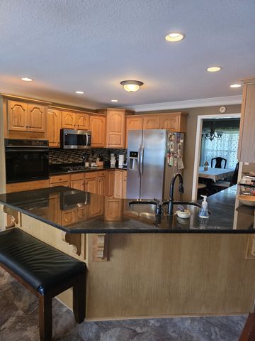 180 Peppers Mill Drive, Paducah, KY 42001