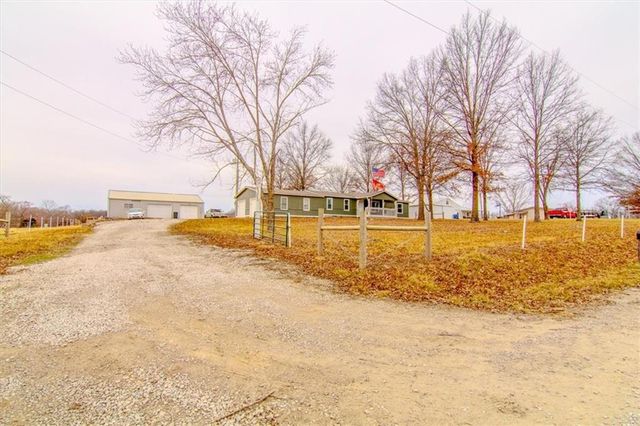 19418 S Sherwood Road, Pleasant Hill, MO 64080