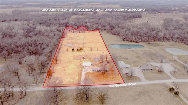 19418 S Sherwood Road, Pleasant Hill, MO 64080