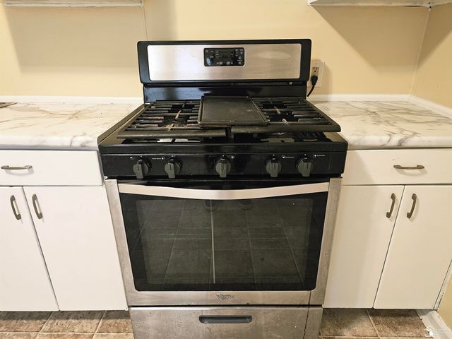 6764 Jackson Street, Taylor, MI 48180