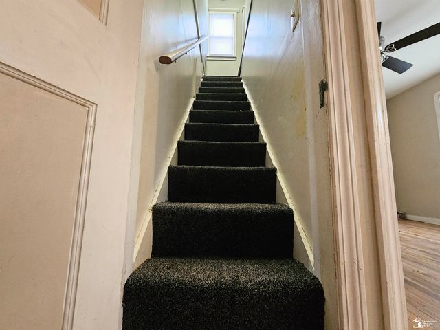 6764 Jackson Street, Taylor, MI 48180