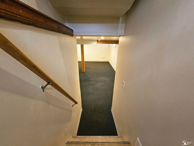 6764 Jackson Street, Taylor, MI 48180