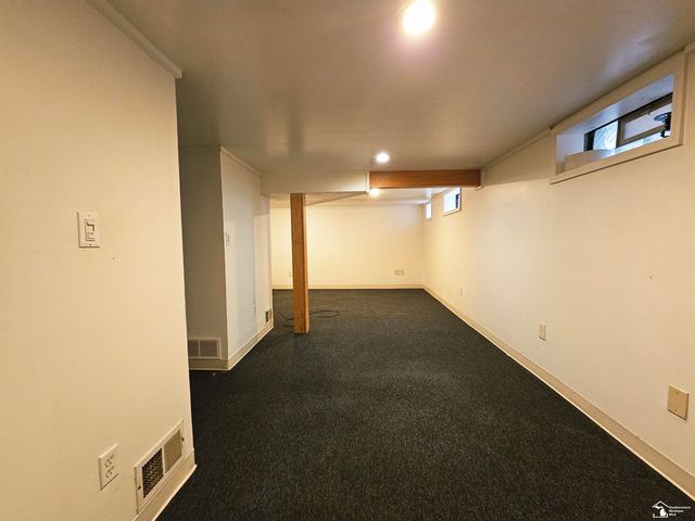 6764 Jackson Street, Taylor, MI 48180