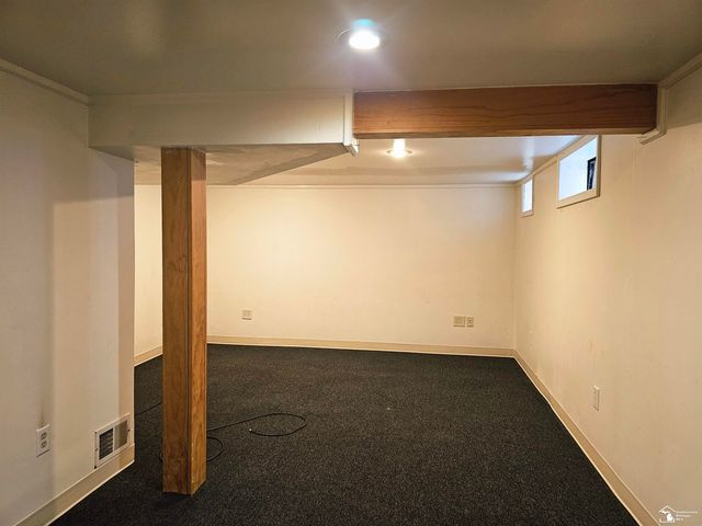 6764 Jackson Street, Taylor, MI 48180