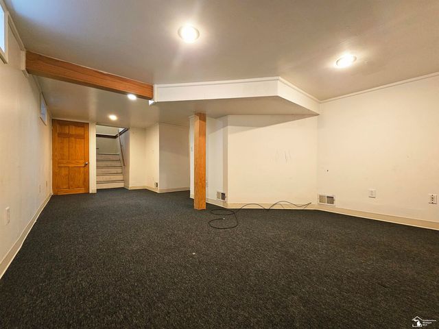 6764 Jackson Street, Taylor, MI 48180