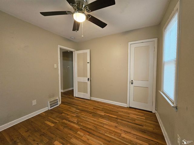 6764 Jackson Street, Taylor, MI 48180