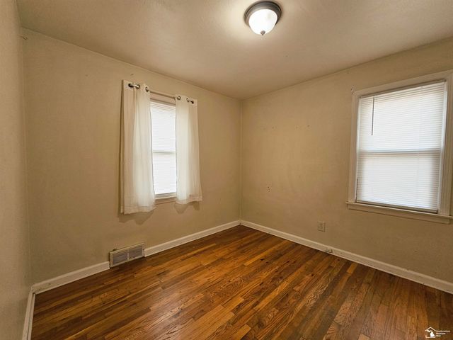 6764 Jackson Street, Taylor, MI 48180