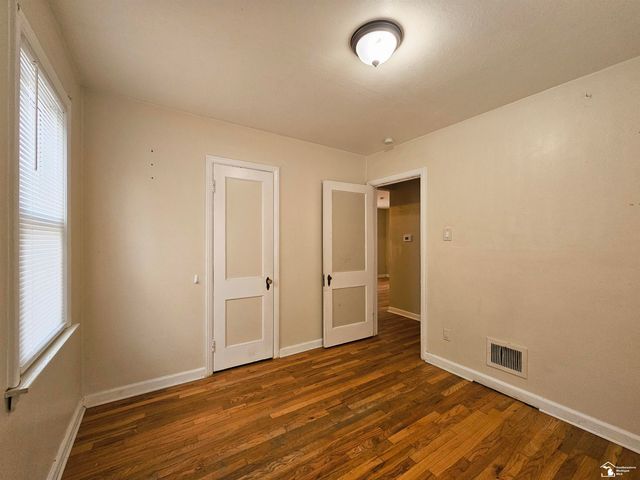 6764 Jackson Street, Taylor, MI 48180