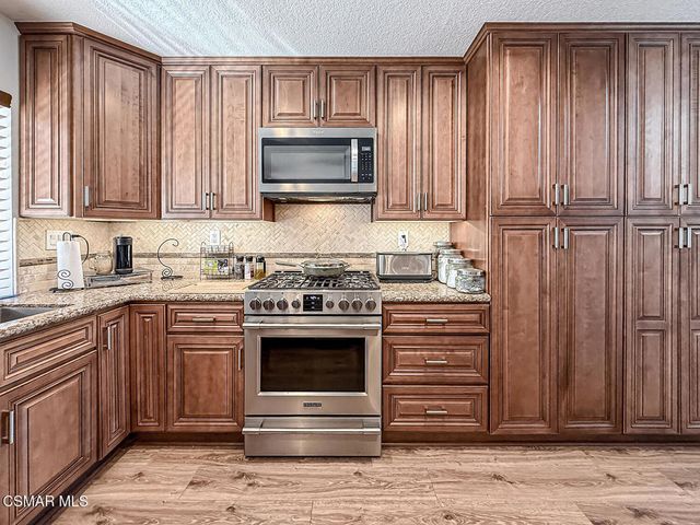 7507 Carmenita Lane, West Hills, CA 91304