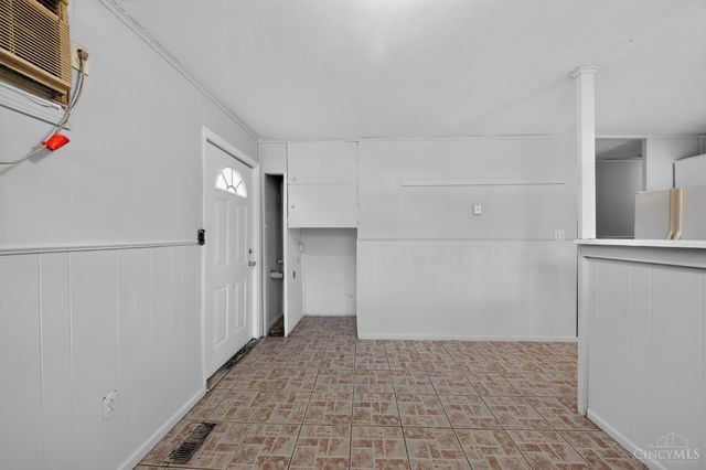 9670 Pippin Road, Colerain Twp, OH 45231
