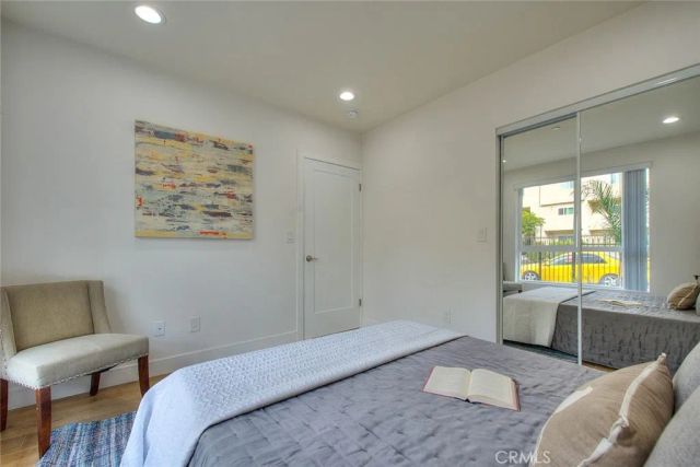 11732 Hamlin Street, North Hollywood, CA 91606