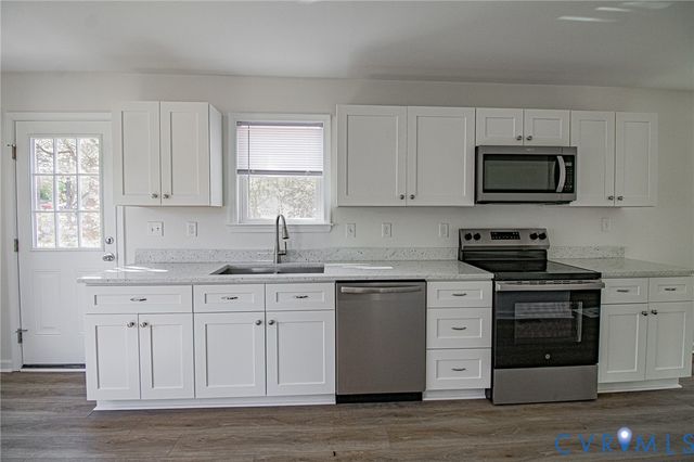 11019 Blossomwood Rd, Chesterfield, VA 23832