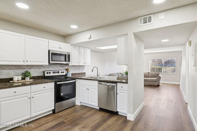 1262 THE GROVE Road, Orange Park, FL 32073