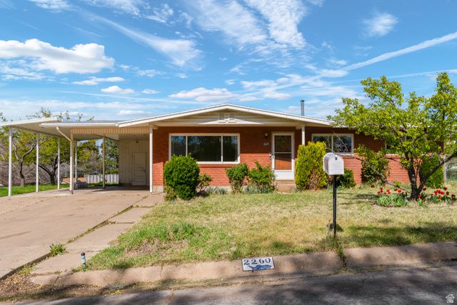 2260 W 3875 S, Roy, UT 84067