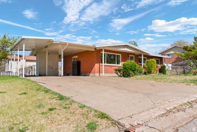 2260 W 3875 S, Roy, UT 84067