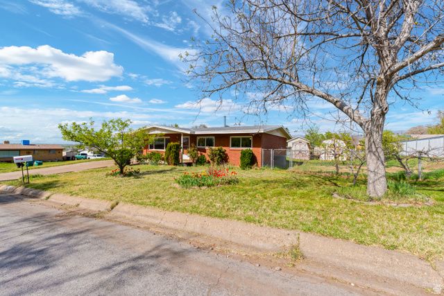 2260 W 3875 S, Roy, UT 84067