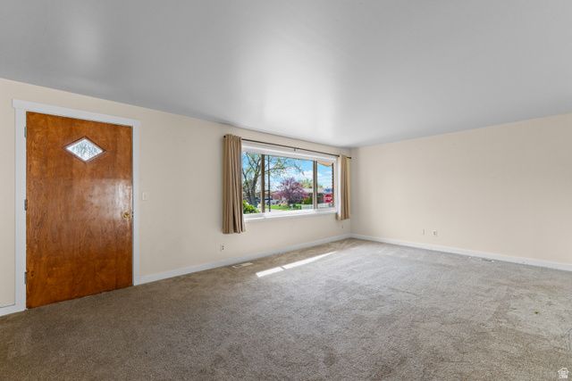 2260 W 3875 S, Roy, UT 84067