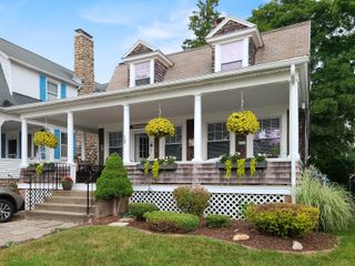 12 Elliott Avenue, New London, CT 06320