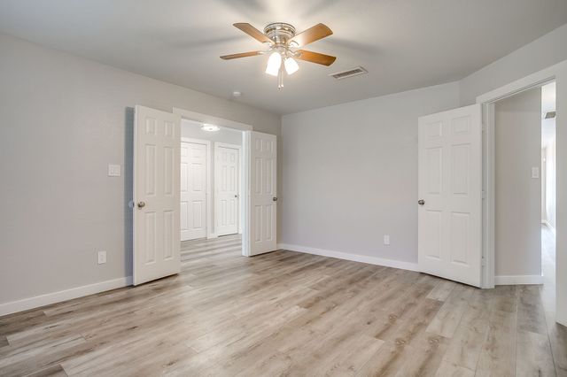 1024 Heberle Drive, Burleson, TX 76028