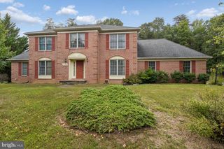 7704 LAKE GLEN DR, Glenn Dale, MD 20769