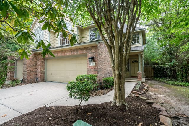 66 Lakeridge Court, The Woodlands, TX 77381