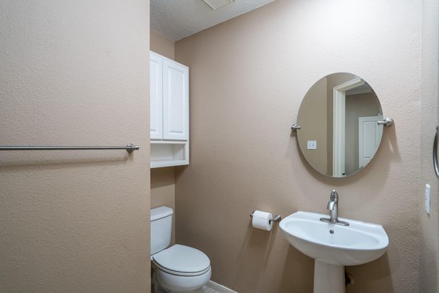 66 Lakeridge Court, The Woodlands, TX 77381