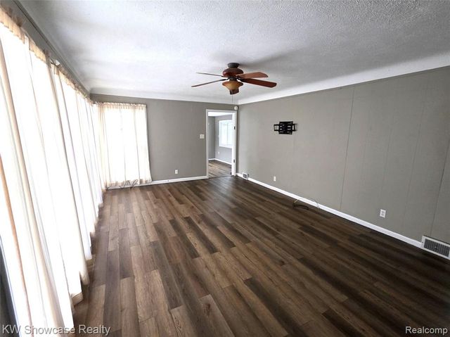 1022 Canal Street, Milford, MI 48381