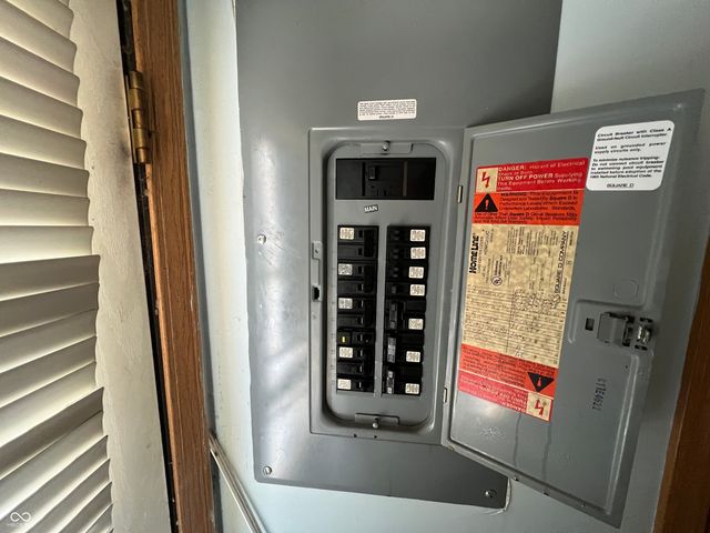 267 E 360 N, Anderson, IN 46012