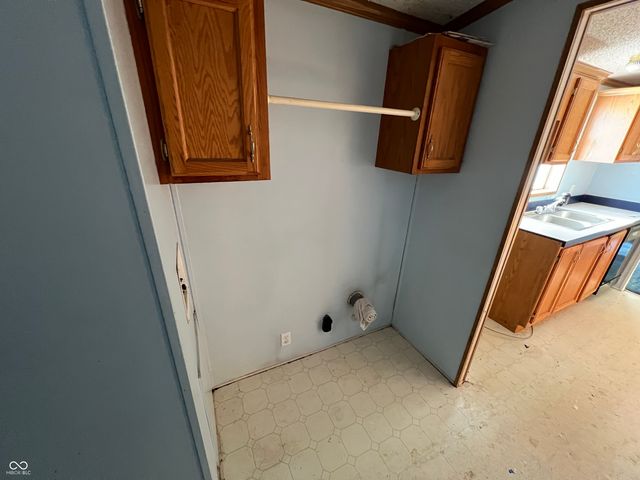 267 E 360 N, Anderson, IN 46012