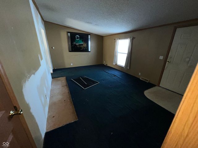 267 E 360 N, Anderson, IN 46012