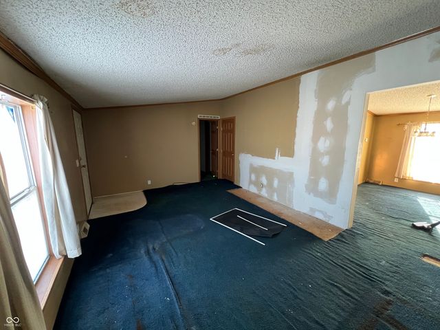 267 E 360 N, Anderson, IN 46012