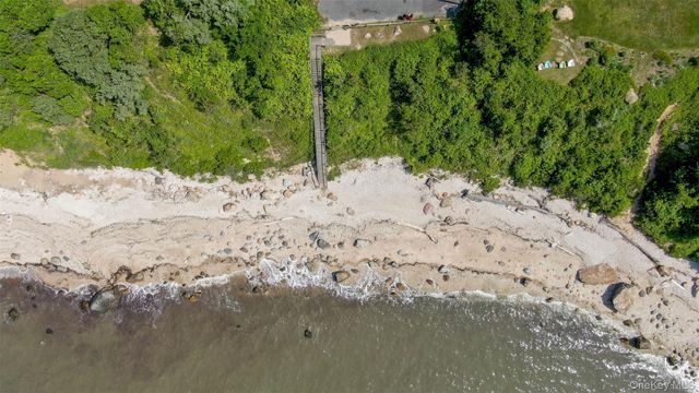 130 Sunset Lane, Greenport, NY 11944