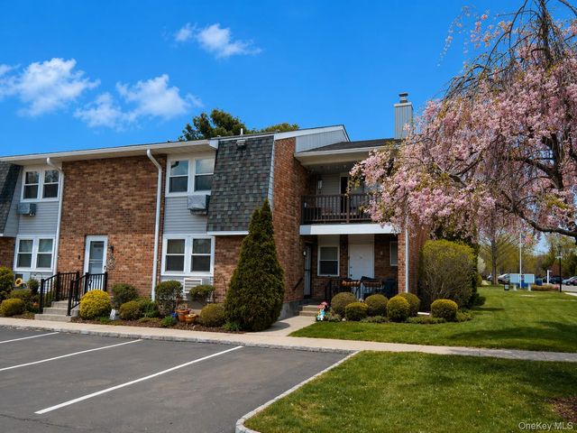 146 Millard Avenue 146, West Babylon, NY 11704