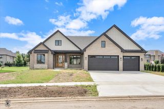 20644 Grand Haven Drive, Frankfort, IL 60423