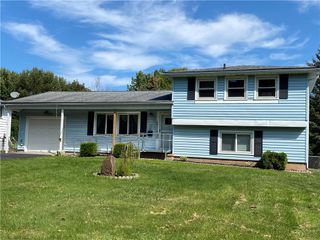 192 Summit Hill Drive, Greece, NY 14612